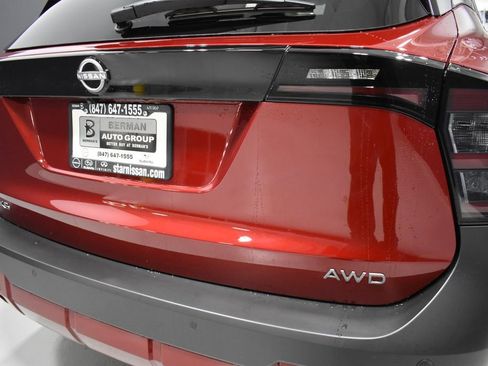 Certified 2025 Nissan Kicks SV w/ SV Premium Package image 12