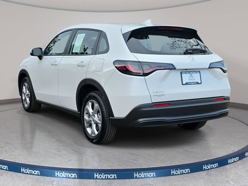 Certified 2025 Honda HR-V LX image 5