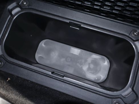 Used 2016 RAM 1500 Laramie w/ Convenience Group AWD/4WD image 19
