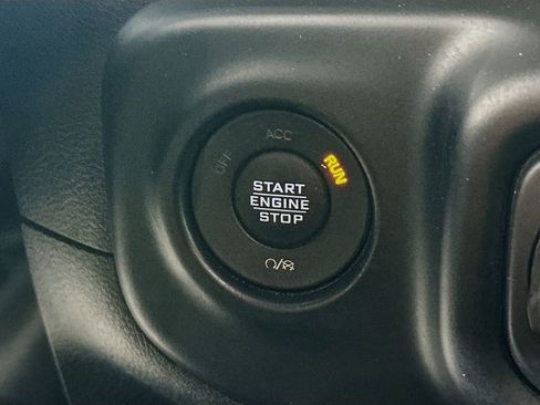 Certified 2022 Jeep Wrangler Unlimited Sport image 23