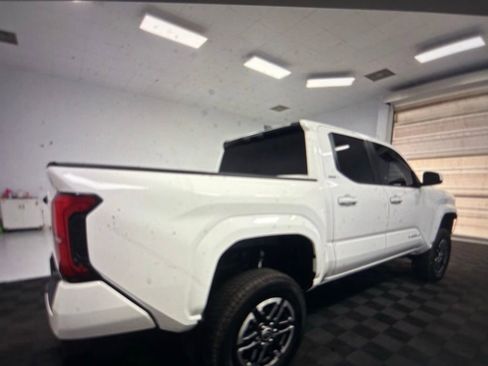Used 2024 Toyota Tacoma SR5 AWD/4WD image 2