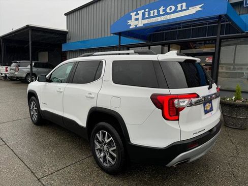 Used 2023 GMC Acadia SLT AWD/4WD image 3