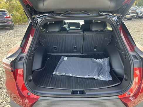 New 2026 Chevrolet Equinox EV LT FWD image 7