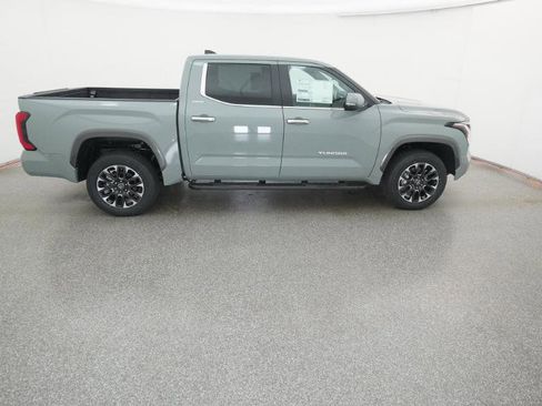 New 2026 Toyota Tundra Limited AWD/4WD image 17