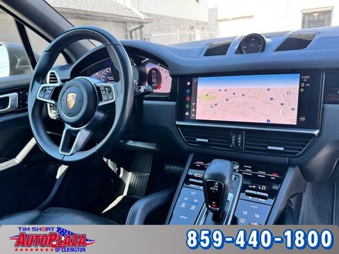 Used 2023 Porsche Cayenne w/ Premium Package AWD/4WD image 44