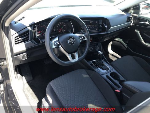 Used 2019 Volkswagen Jetta S image 10