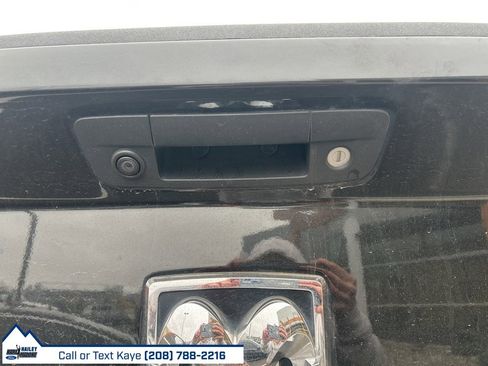 Used 2018 RAM 2500 Laramie w/ Convenience Group image 11