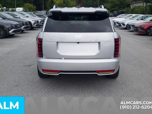 Certified 2026 Hyundai Palisade Calligraphy FWD image 6
