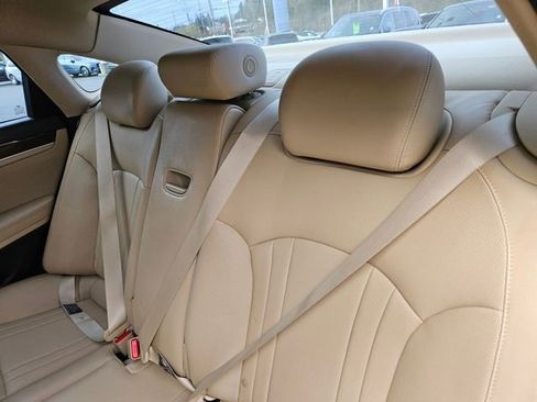 Used 2015 Hyundai Genesis 3.8 RWD image 17