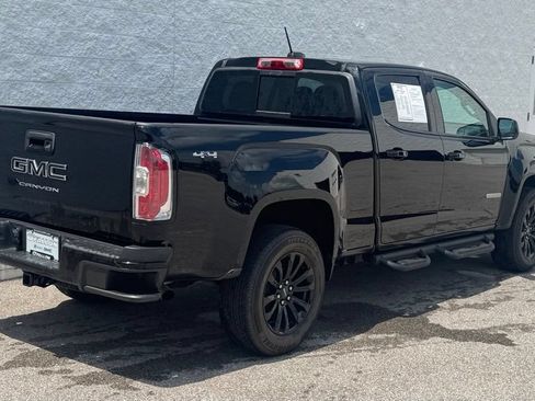 Used 2022 GMC Canyon Elevation w/ Elevation Premium Package AWD/4WD image 3