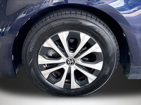 Used 2021 Toyota Corolla LE FWD image 28