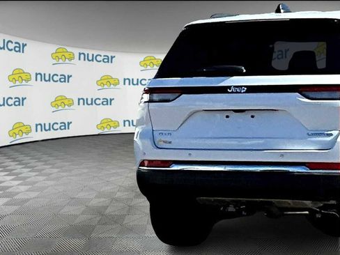 New 2025 Nissan Kicks SR w/ Illumination Package image 8