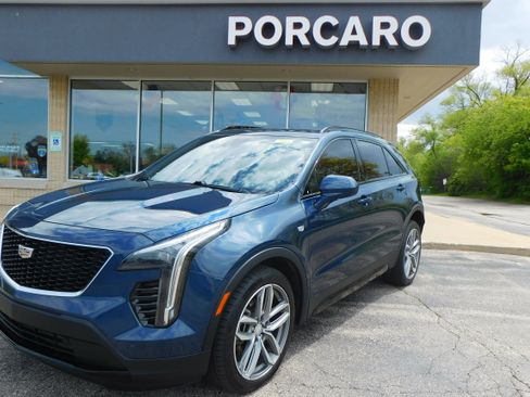 Used 2020 Cadillac XT4 Sport image 1