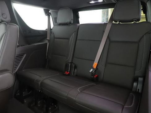 Used 2022 GMC Yukon Denali AWD/4WD image 32