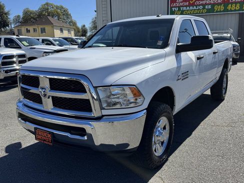 Used 2018 RAM 2500 Tradesman w/ Chrome Appearance Group AWD/4WD image 2