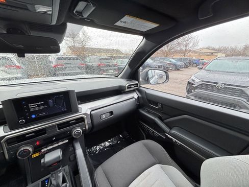 Used 2025 Toyota 4Runner SR5 image 35