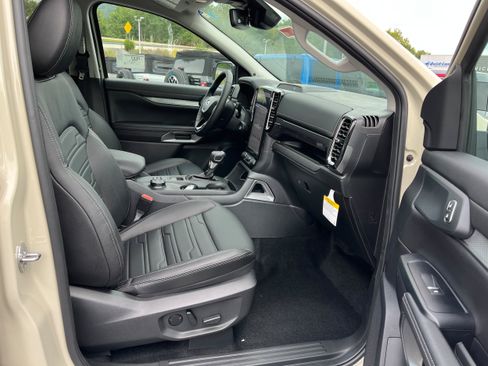 New 2026 Ford Ranger Lariat w/ FX4 Off-Road Package AWD/4WD image 6