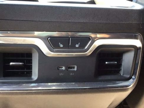 Used 2022 GMC Sierra 1500 Denali image 15
