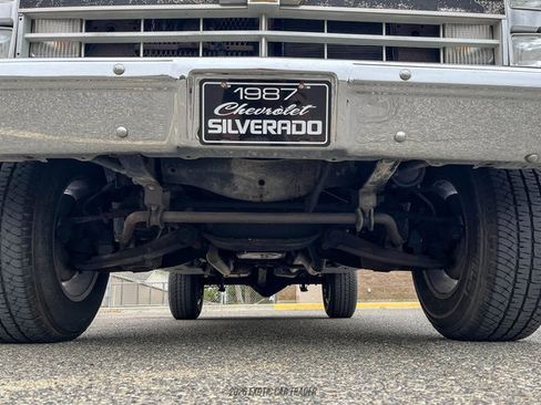 Used 1987 Chevrolet C/K Truck 2500 RWD image 92