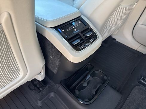 Certified 2022 Volvo XC90 T6 Inscription w/ Lounge Package image 14