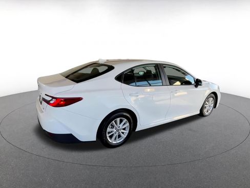 Used 2025 Toyota Camry LE image 20