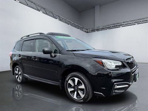Used 2018 Subaru Forester 2.5i Limited image 9