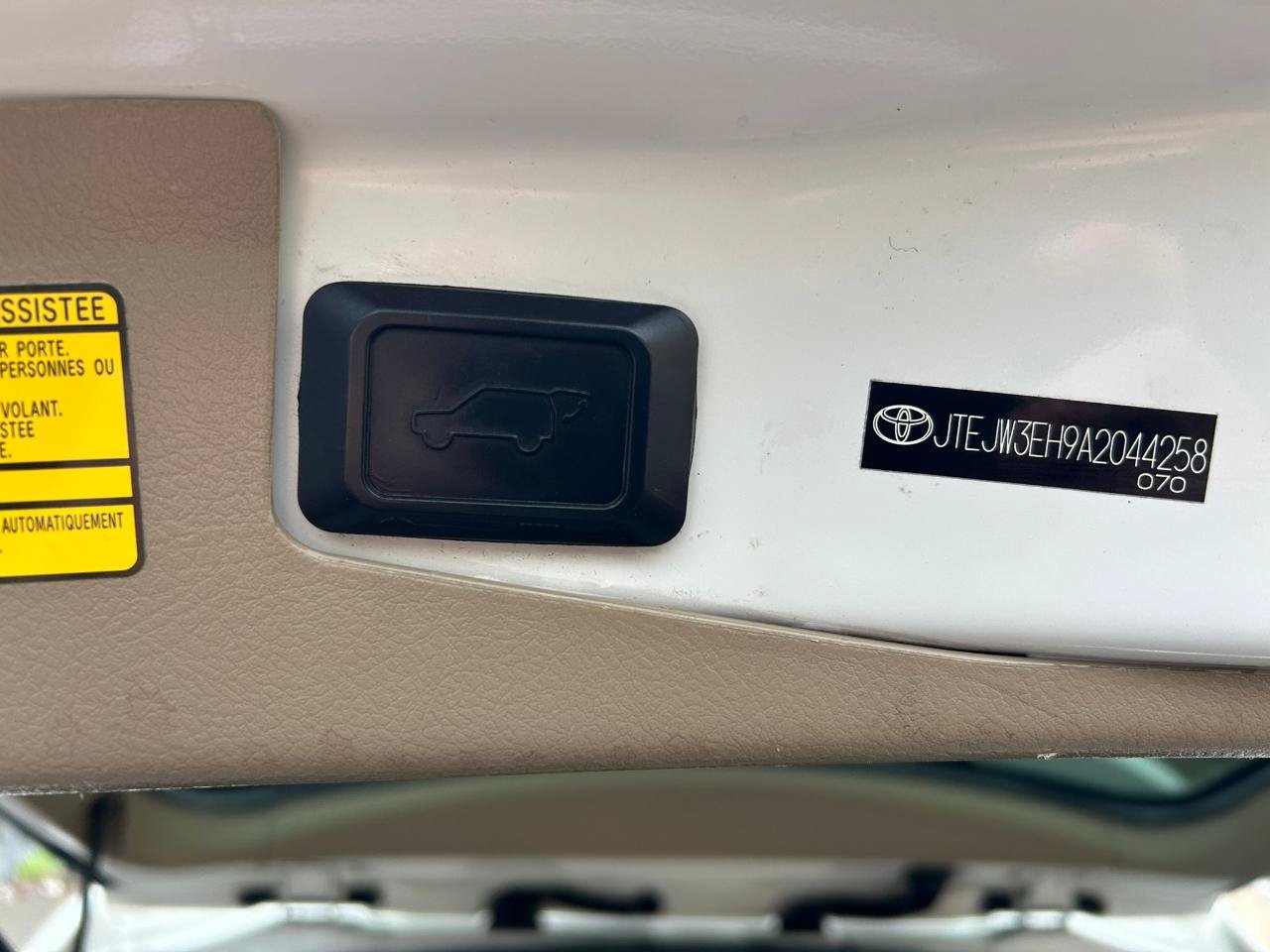 Used 2010 Toyota Highlander Limited AWD/4WD image 18