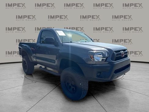 Used 2012 Toyota Tacoma 4x4 Regular Cab image 7