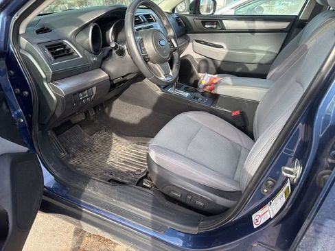 Used 2019 Subaru Outback 2.5i Premium image 16