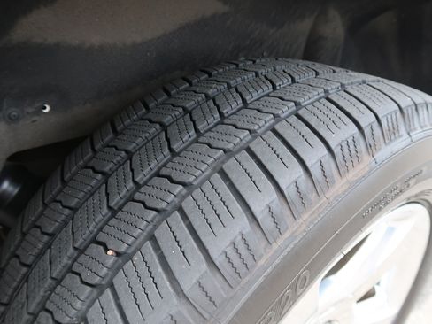 Used 2015 Chevrolet Tahoe LT AWD/4WD image 12