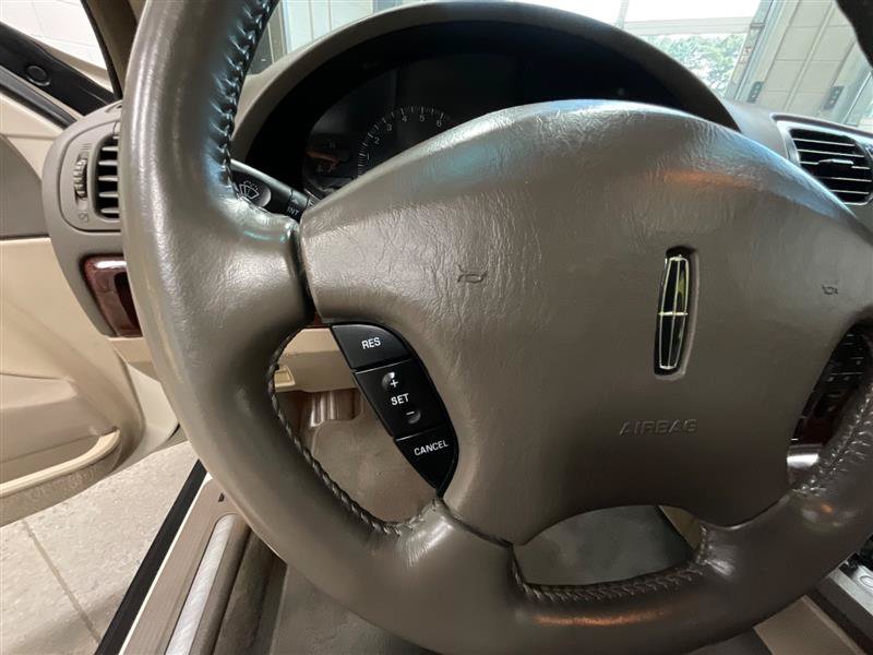 Used 2001 Lincoln LS RWD image 20