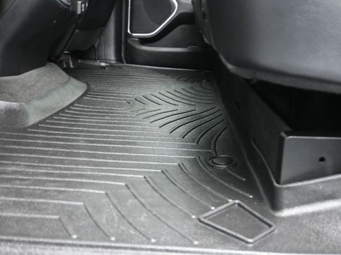 Used 2022 RAM 1500 Laramie image 33