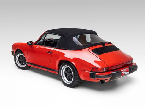Used 1988 Porsche 911 Carrera RWD image 9