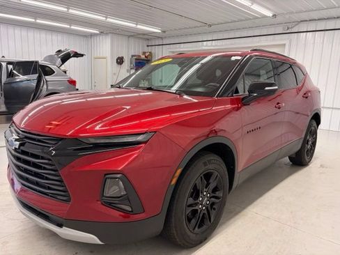 Used 2021 Chevrolet Blazer LT FWD image 3