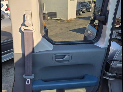 Used 2004 Honda Element EX image 16