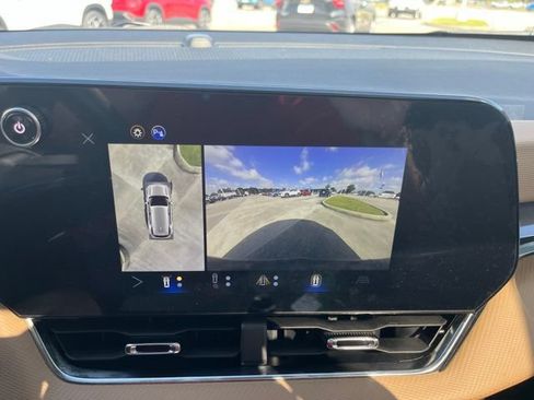 Used 2026 Chevrolet Equinox ACTIV w/ Convenience Package III FWD image 26