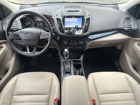 Certified 2018 Ford Escape Titanium w/ Ford Safe & Smart Package FWD image 21