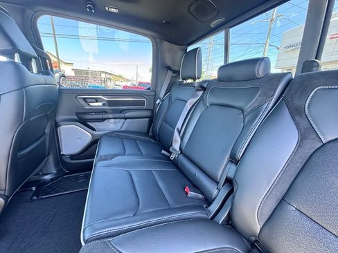 New 2026 RAM 1500 Laramie AWD/4WD image 17