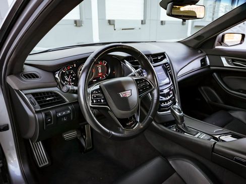 Used 2019 Cadillac CTS V w/ Carbon Fiber Package image 18