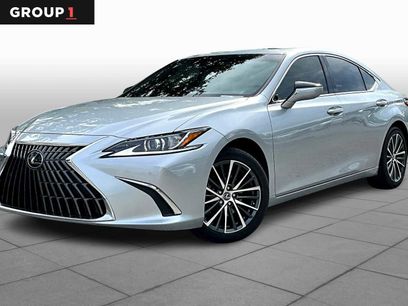 Used 2022 Lexus ES 350 w/ Premium Package