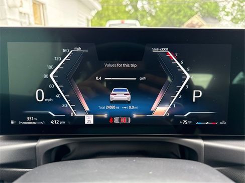 Used 2024 BMW 330i xDrive Sedan w/ Convenience Package image 17