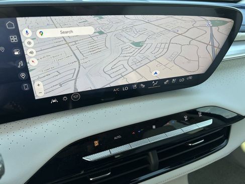 New 2026 Buick Enclave Avenir w/ Super Cruise Package image 14