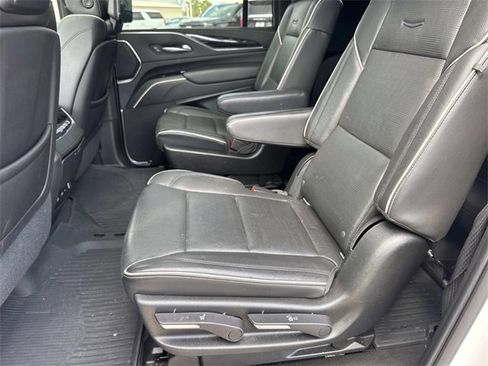 Used 2021 Cadillac Escalade ESV Sport w/ Driver Assist Tech Package image 15