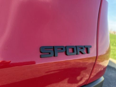 Used 2025 Honda HR-V Sport image 4