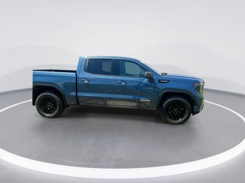 Used 2024 GMC Sierra 1500 Elevation w/ Preferred Package AWD/4WD image 9