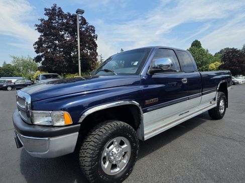 Used 2001 Dodge Ram 2500 Truck 4x4 Quad Cab image 3
