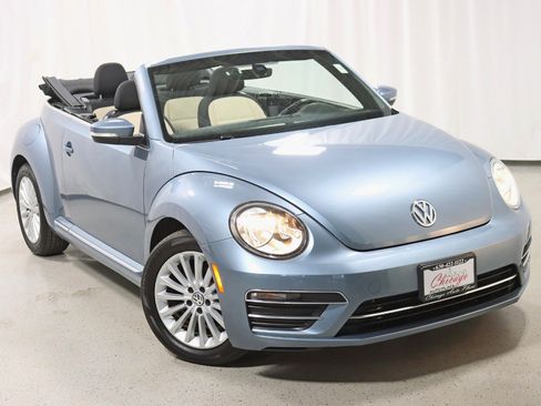 Used 2019 Volkswagen Beetle 2.0T S FWD image 6