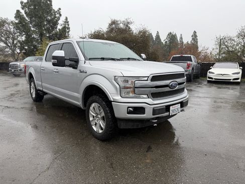 Used 2018 Ford F150 Platinum w/ Equipment Group 701A Luxury image 7