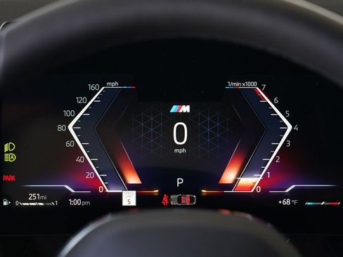 New 2026 BMW X2 xDrive28i w/ Technology Package AWD/4WD image 16