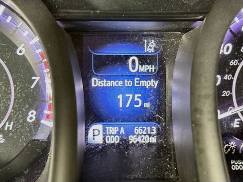Used 2017 Toyota Avalon XLE Plus w/ All Weather Liner Package FWD image 19